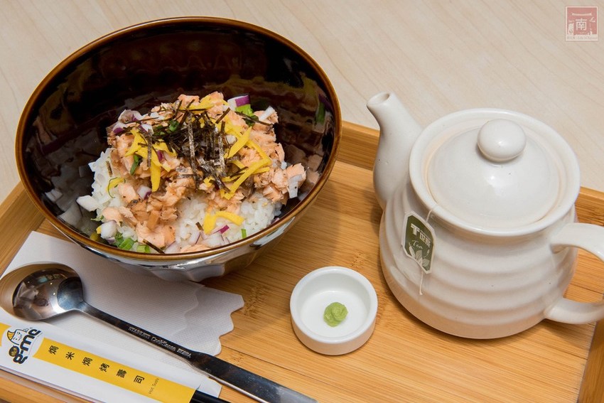 【台南美食】九宮格餐盒限定供應｜日式茶泡飯｜日式三杯雞套餐｜外帶三份88折｜焗烤壽司~~焗米g-me焗烤壽司 - 南人幫