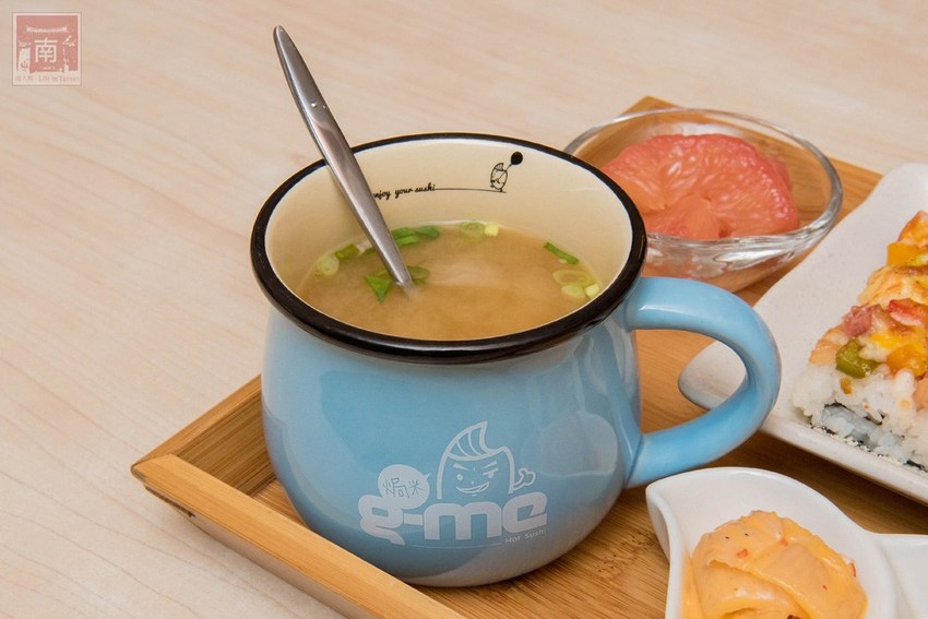 【台南美食】九宮格餐盒限定供應｜日式茶泡飯｜日式三杯雞套餐｜外帶三份88折｜焗烤壽司~~焗米g-me焗烤壽司 - 南人幫