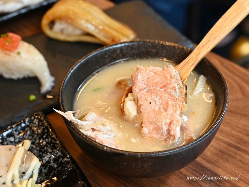 魚韻日式料理|在地人激推高CP值日本料理,套餐只要680元,還有期間限定松葉蟹套餐