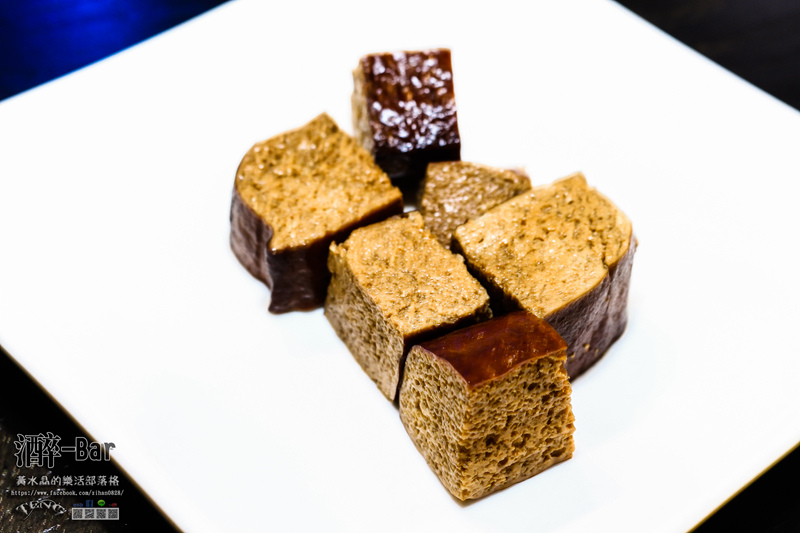 氵酉卒-Bar(酒醉吧)【大里居酒屋】|台中市大里區創意台式餐酒館;好友聚餐的地方。