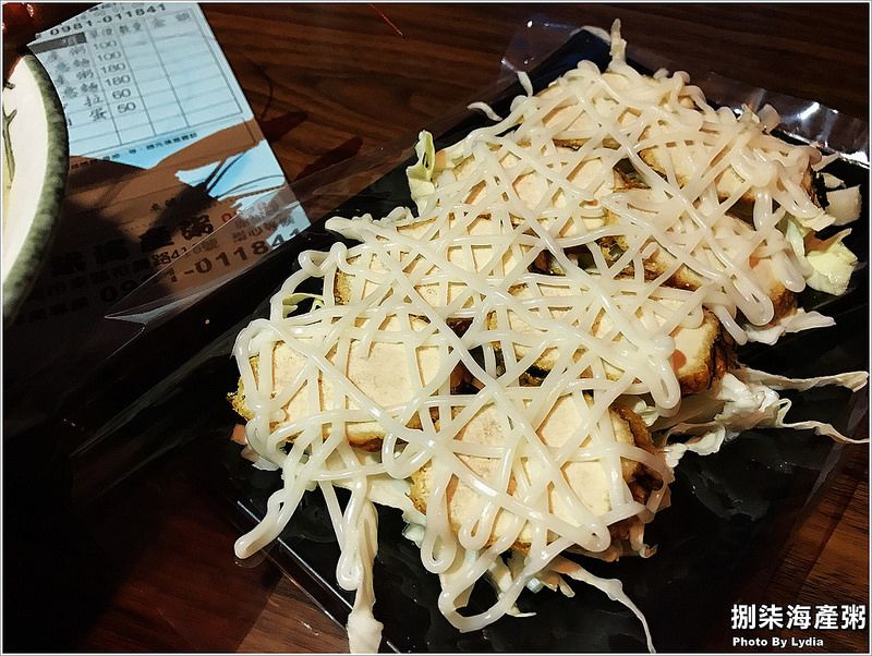 【食記│台南】捌柒海產粥~隱藏版深夜行動餐車藏鮮味，每日限量50碗有整隻澳洲小龍蝦入菜的海產粥!