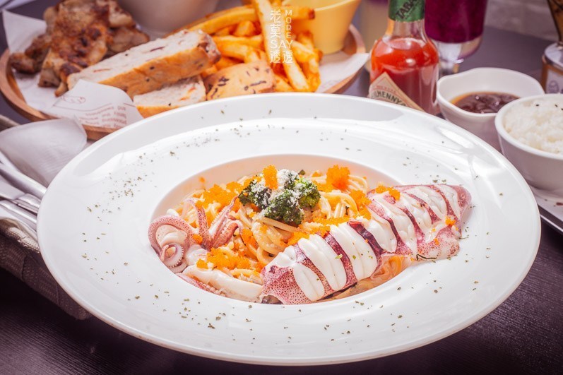 啵啵中卷奶油義大利麵