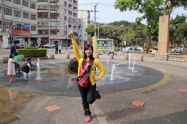 莒光公園: 【桃園景點】中壢莒光公園櫻花步道~櫻花滿開大爆炸