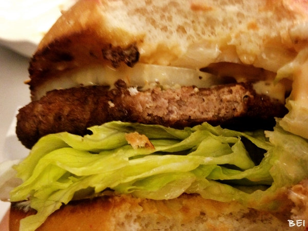 【台中美食】比時地美式漢堡∞滿足、上癮、人間神級漢堡