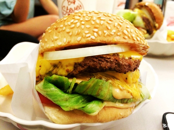 【台中美食】比時地美式漢堡∞滿足、上癮、人間神級漢堡