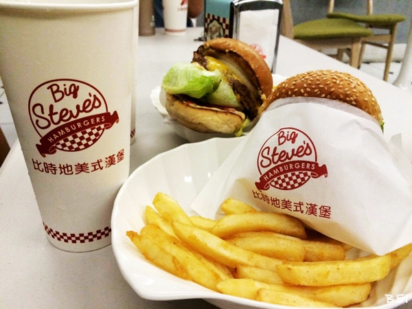 【台中美食】比時地美式漢堡∞滿足、上癮、人間神級漢堡