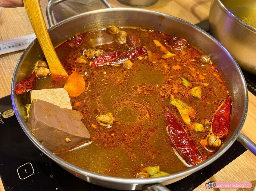 小海水產 │新北美食•必吃龍蝦鍋!大份量高CP值海鮮拼盤