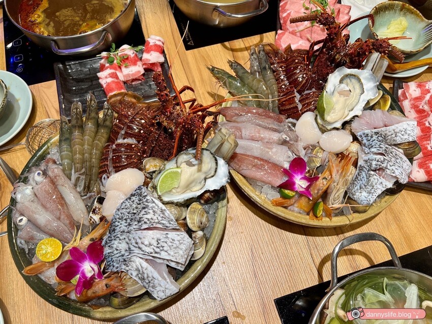 小海水產 │新北美食•必吃龍蝦鍋!大份量高CP值海鮮拼盤