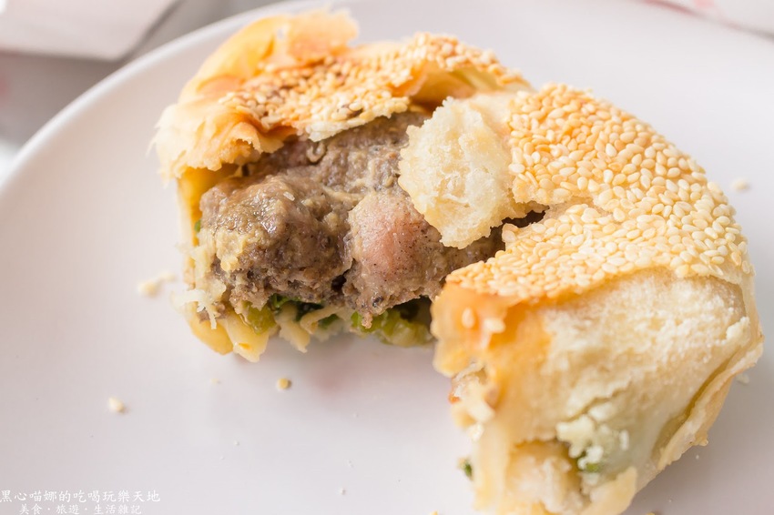 高雄前金︱凃記胡椒餅　胡椒香濃郁、餡料飽滿的老字號胡椒餅鋪！