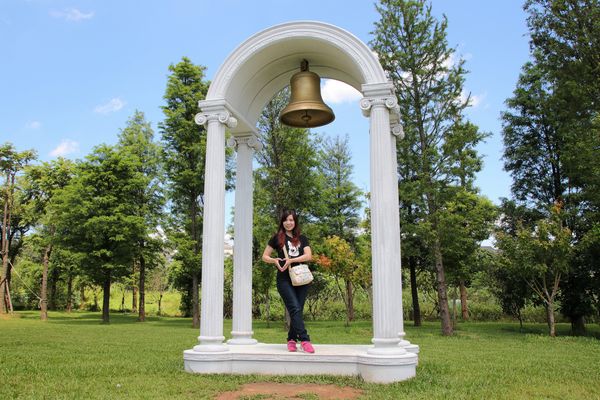 晶麒莊園: 【桃園平鎮景點】晶麒莊園宴會館HONEYWOOD CAFÉ~異國歐式夢幻教堂/浪漫LOVE花園/喜宴餐廳/桃園平鎮免費熱拍新景點