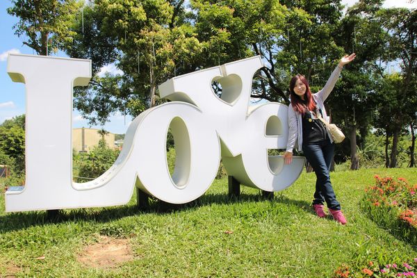 晶麒莊園: 【桃園平鎮景點】晶麒莊園宴會館HONEYWOOD CAFÉ~異國歐式夢幻教堂/浪漫LOVE花園/喜宴餐廳/桃園平鎮免費熱拍新景點