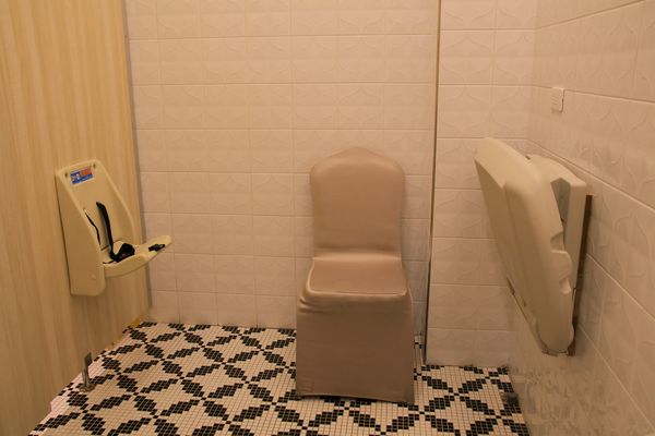 晶麒莊園: 【桃園平鎮景點】晶麒莊園宴會館HONEYWOOD CAFÉ~異國歐式夢幻教堂/浪漫LOVE花園/喜宴餐廳/桃園平鎮免費熱拍新景點