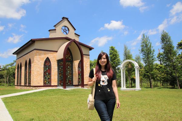 晶麒莊園: 【桃園平鎮景點】晶麒莊園宴會館HONEYWOOD CAFÉ~異國歐式夢幻教堂/浪漫LOVE花園/喜宴餐廳/桃園平鎮免費熱拍新景點