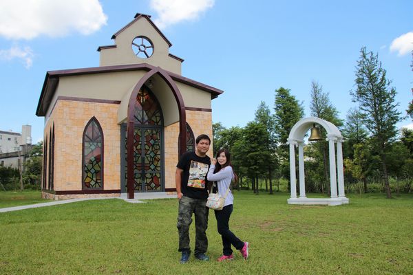 晶麒莊園: 【桃園平鎮景點】晶麒莊園宴會館HONEYWOOD CAFÉ~異國歐式夢幻教堂/浪漫LOVE花園/喜宴餐廳/桃園平鎮免費熱拍新景點