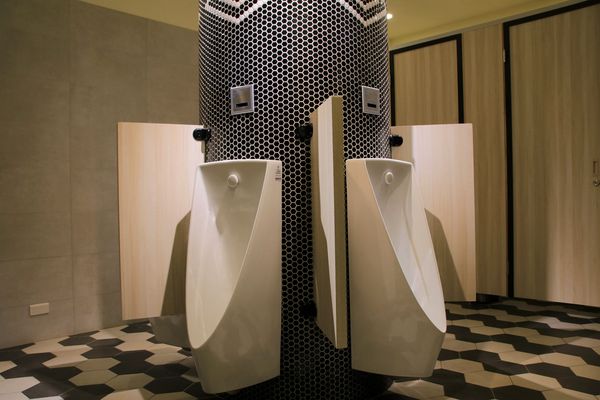 晶麒莊園: 【桃園平鎮景點】晶麒莊園宴會館HONEYWOOD CAFÉ~異國歐式夢幻教堂/浪漫LOVE花園/喜宴餐廳/桃園平鎮免費熱拍新景點