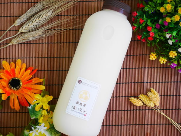 【宅配無糖豆漿】漿樣子濃豆乳 非基因改造 有濃濃豆香的豆乳 (21).JPG