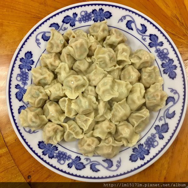 【台中神岡區】讓人垂涎三尺的壯觀水餃擺盤以及多種海鮮料理『蓉城水餃川菜海鮮小館』