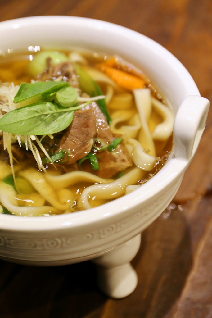 阿義師原汁牛肉麵、北投文創天地、新北投車站、新北投捷運站、北投港式飲茶、 阿義師原汁牛肉麵、北投文創天地、新北投車站、新北投捷運站、北投港式飲茶、