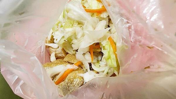 阿漢蚵仔麵線|隱藏在巷弄裡好吃又美味的臭豆腐