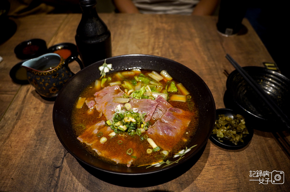 18基隆美食古月香熬粹牛肉麵三寶牛肉麵牛筋牛肚牛肉片.jpg 18基隆美食古月香熬粹牛肉麵三寶牛肉麵牛筋牛肚牛肉片.jpg