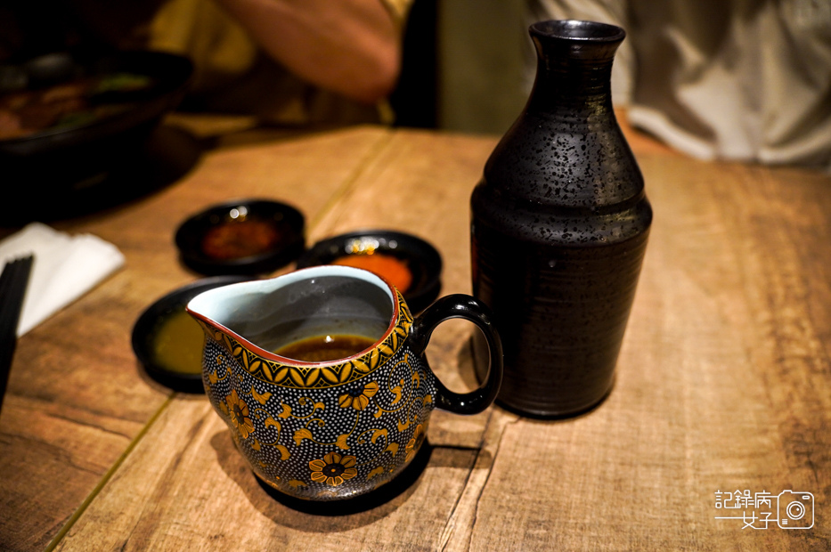 35基隆美食古月香熬粹牛肉麵三寶牛肉麵牛筋牛肚牛肉片.jpg 35基隆美食古月香熬粹牛肉麵三寶牛肉麵牛筋牛肚牛肉片.jpg