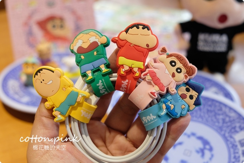 台中迴轉壽司推薦|藏壽司享肉祭超適合中秋節!直火爐烤牛肉壽司、熟成豬排握壽司直接來五盤~~還有蠟筆小新扭蛋唷