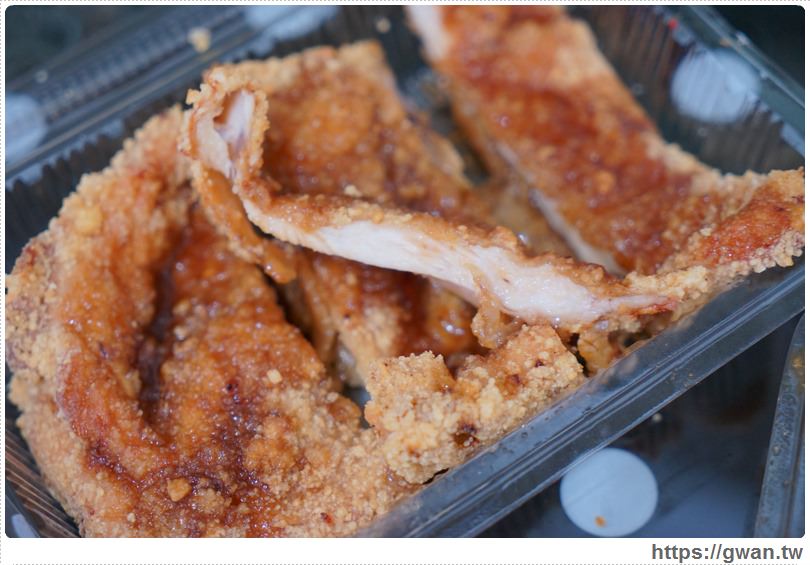 北平豪大雞排(咔汁店) - 好吃不油膩的乾爽鹹酥雞