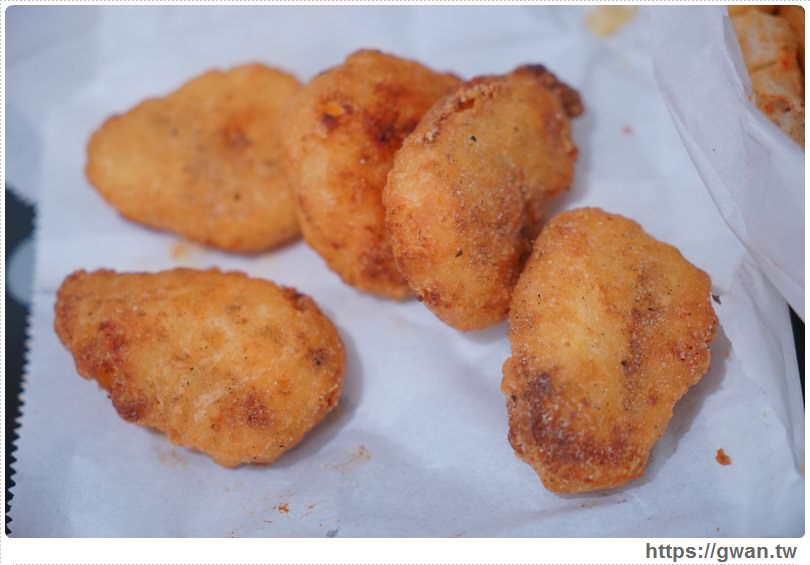 北平豪大雞排(咔汁店) - 好吃不油膩的乾爽鹹酥雞