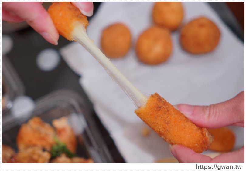 北平豪大雞排(咔汁店) - 好吃不油膩的乾爽鹹酥雞