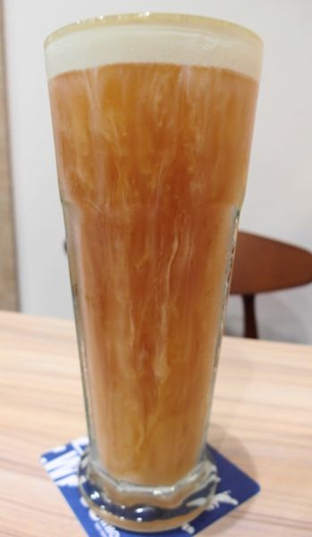 Who's Tea 鬍子茶(台北復興南店)：❤️美食❤️【台北。大安】Who's Tea 鬍子茶 / 台北復興南店★好友聚餐推薦/草莓季節限定/愛評體驗團