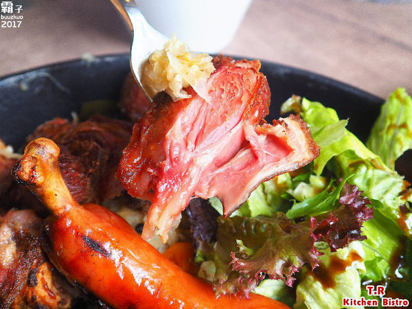 T.R Kitchen Bistro:T.R Kitchen Bistro,在麗寶outlet享受義法微醺料理~