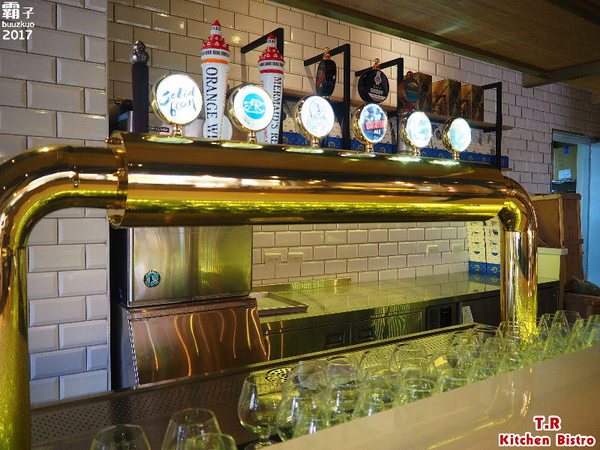 T.R Kitchen Bistro:T.R Kitchen Bistro,在麗寶outlet享受義法微醺料理~