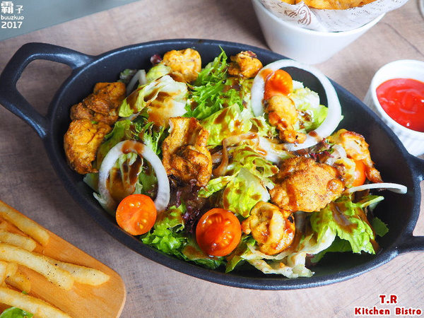 T.R Kitchen Bistro:T.R Kitchen Bistro,在麗寶outlet享受義法微醺料理~