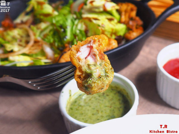 T.R Kitchen Bistro:T.R Kitchen Bistro,在麗寶outlet享受義法微醺料理~