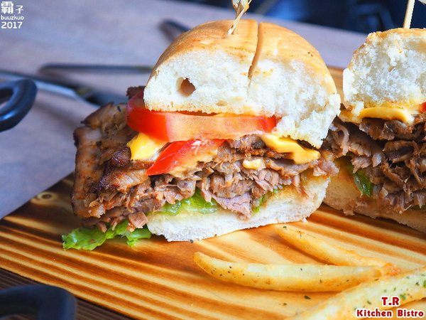 T.R Kitchen Bistro:T.R Kitchen Bistro,在麗寶outlet享受義法微醺料理~