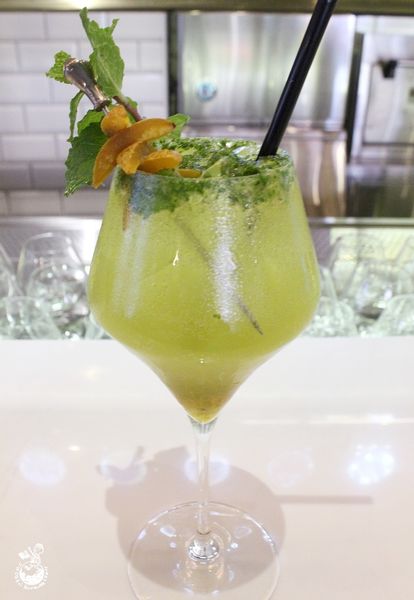 【台中后里區。美食】麗寶outlet餐廳推薦：T.R Kitchen Bistro //義法時尚微醺餐酒館，滿足視覺和味覺的特色調酒和茶飲