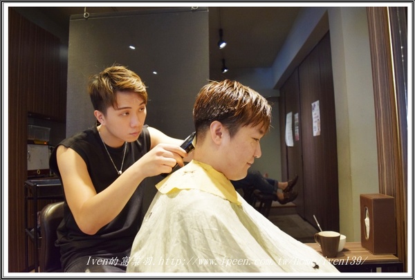 Deyi Hair Salon 得意 髮型．養護．沙龍：《台北大安美髮沙龍》Leo總是抓得住客戶的型，再次推薦朋友來找帥氣又擅剪短髮的Leo設計師-『Deyi Hair Salon 得意 髮型．養護．沙龍』