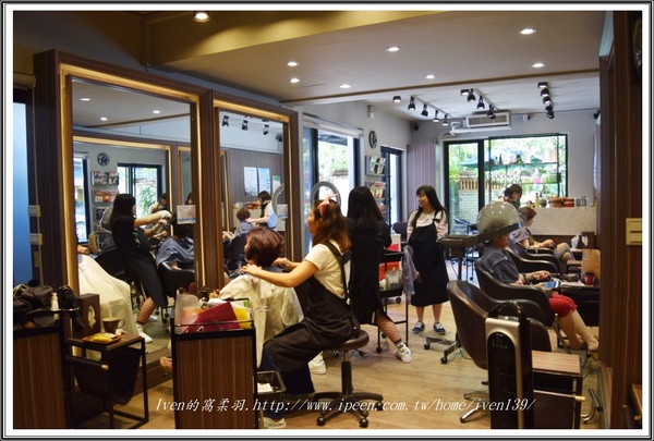 Deyi Hair Salon 得意 髮型．養護．沙龍：《台北大安美髮沙龍》Leo總是抓得住客戶的型，再次推薦朋友來找帥氣又擅剪短髮的Leo設計師-『Deyi Hair Salon 得意 髮型．養護．沙龍』