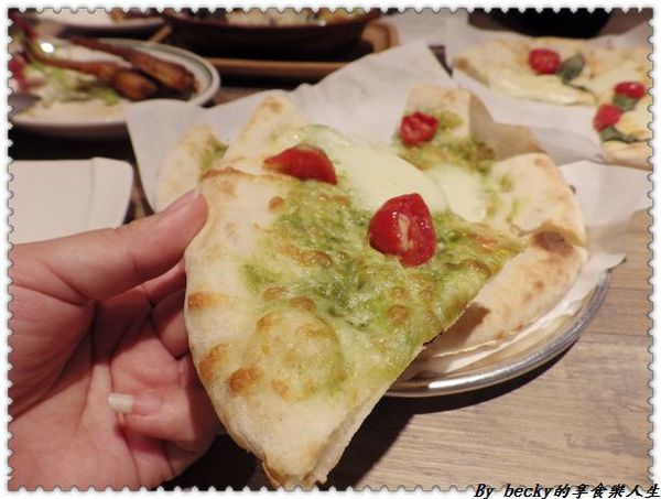 <捷運中山國中站>輕義食尚/客意自選/客製化/平價、高CP值套餐美食/Pizza CreAfe客意比薩—民權店