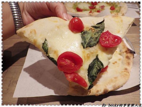 <捷運中山國中站>輕義食尚/客意自選/客製化/平價、高CP值套餐美食/Pizza CreAfe客意比薩—民權店