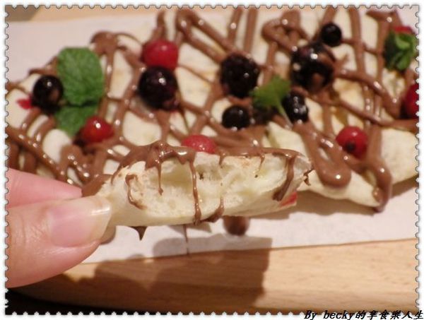 <捷運中山國中站>輕義食尚/客意自選/客製化/平價、高CP值套餐美食/Pizza CreAfe客意比薩—民權店