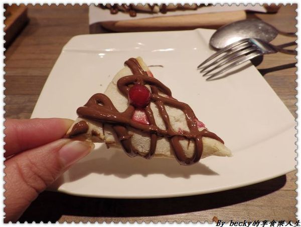 <捷運中山國中站>輕義食尚/客意自選/客製化/平價、高CP值套餐美食/Pizza CreAfe客意比薩—民權店