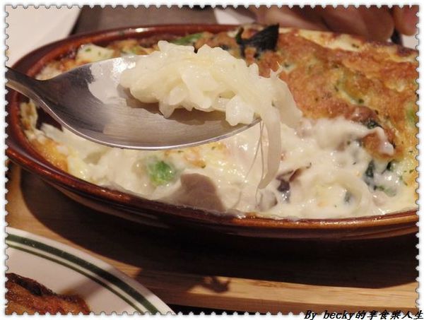 <捷運中山國中站>輕義食尚/客意自選/客製化/平價、高CP值套餐美食/Pizza CreAfe客意比薩—民權店