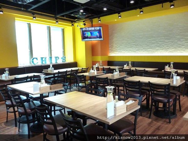 chips6-室內.JPG chips6-室內.JPG
