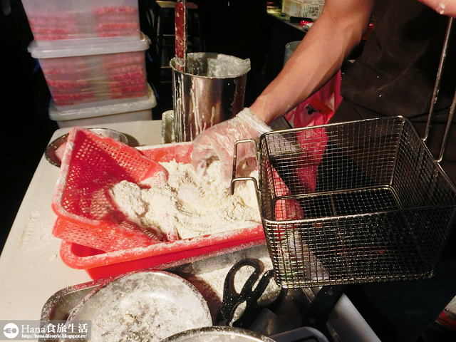 【新北板橋】海杯杯義式炸海鮮 | 湳雅夜市美食 檢驗合格新鮮食材 酥脆外皮不油膩 平價奢華享受