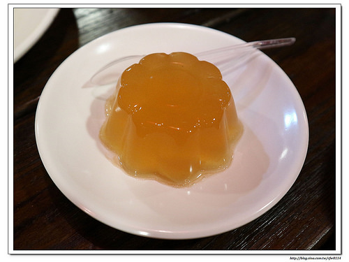 【桃園食記】桃園市‧活跳跳活蝦餐廳(桃園活蝦/桃園活蝦料理/桃園海鮮餐廳) 適合家庭、親友聚餐 附設親子遊戲區