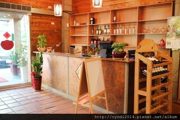 IMG_3103.JPG IMG_3103.JPG