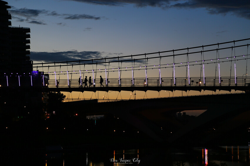【碧潭餐廳推薦】碧水堂台灣茶食館水岸景觀餐廳，火鍋/鐵板/下午茶/飲品 (附菜單)