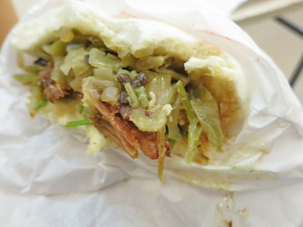 【蘆洲美食】一寶-從路邊開到店面的文青刈包店