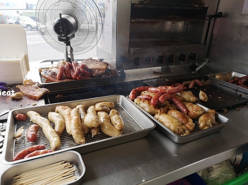 胖子修行動餐車，神出鬼沒的攤車，你追得到嗎？ - 愛伊特candy的分享樂園